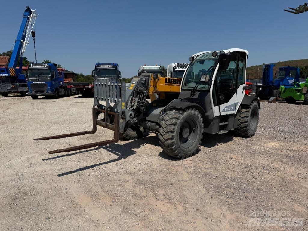 Liebherr T 36-7 Teleskoplader