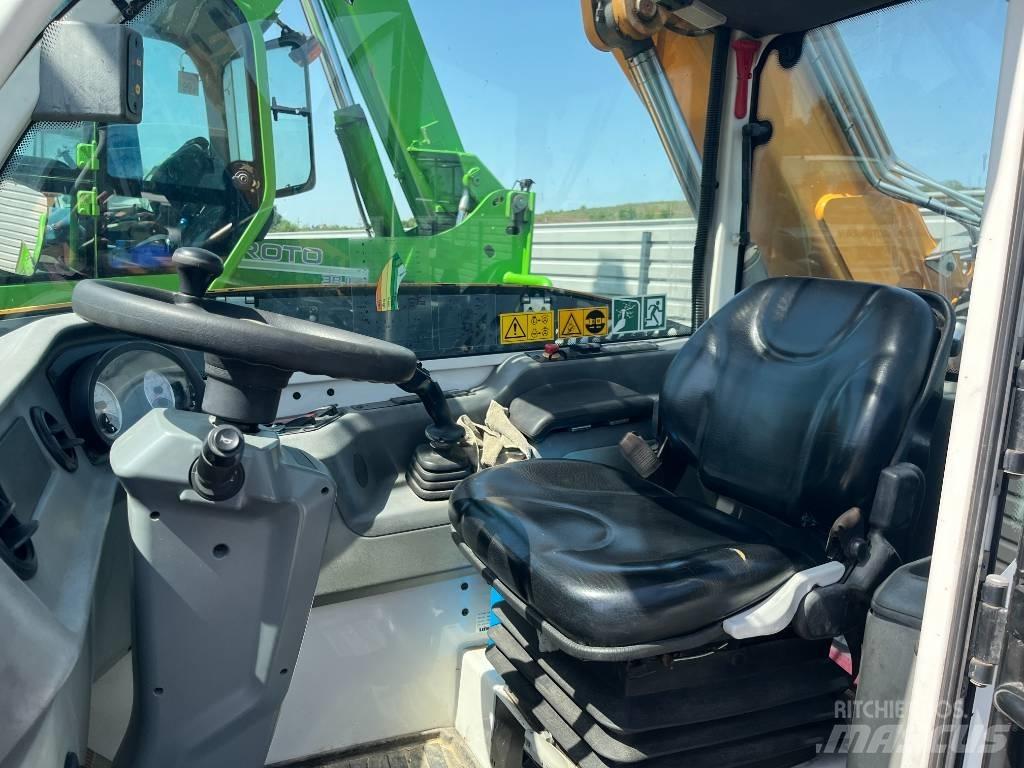 Liebherr T 36-7 Teleskoplader