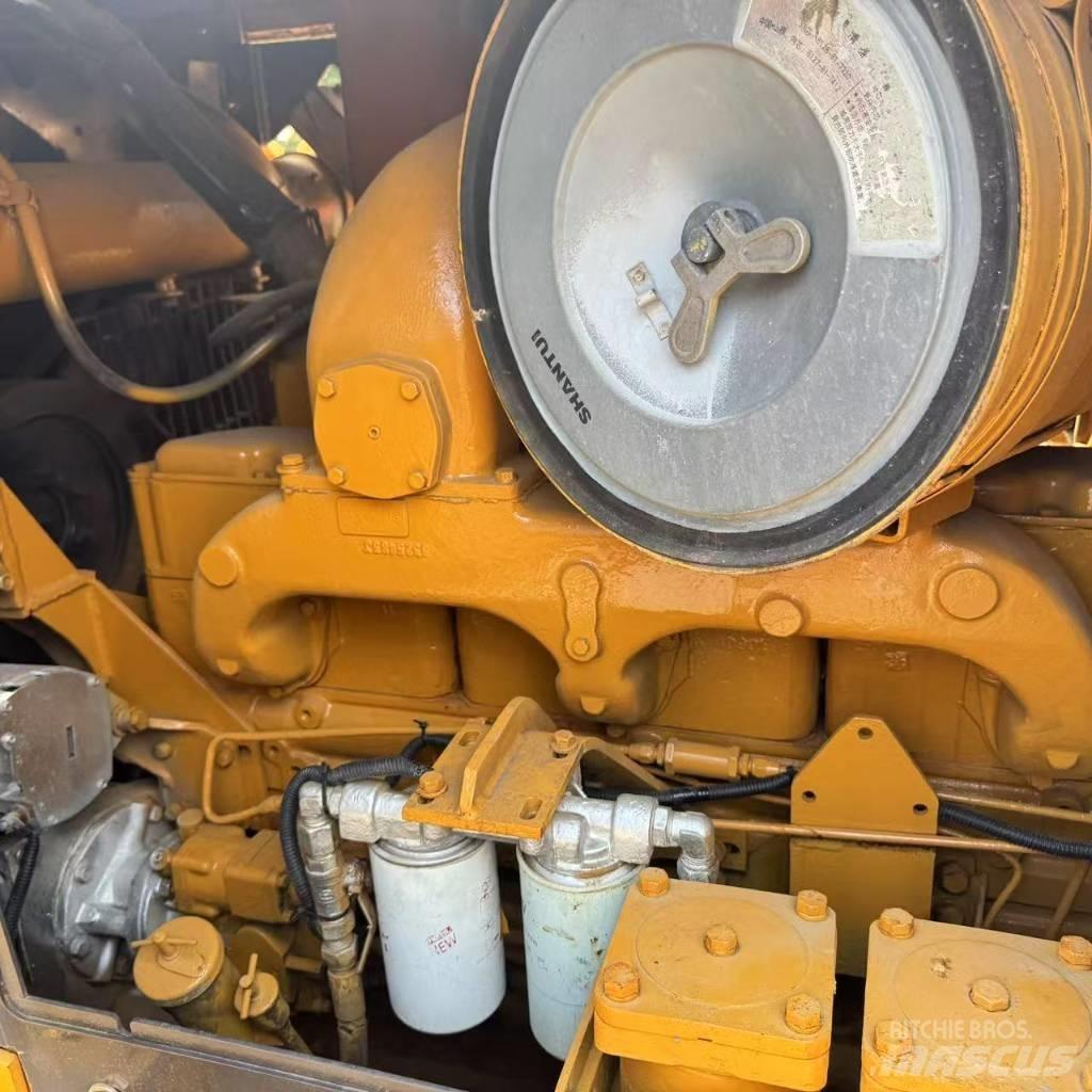 Shantui SD 22 Bulldozer