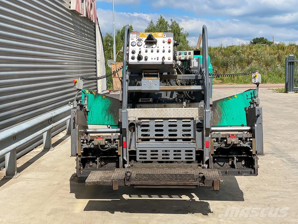 Vögele SUPER 800 Strassenfertiger