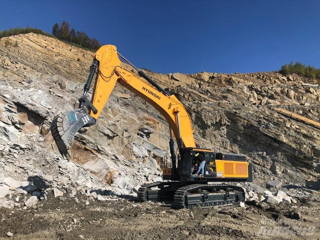 Hyundai HX900L Raupenbagger
