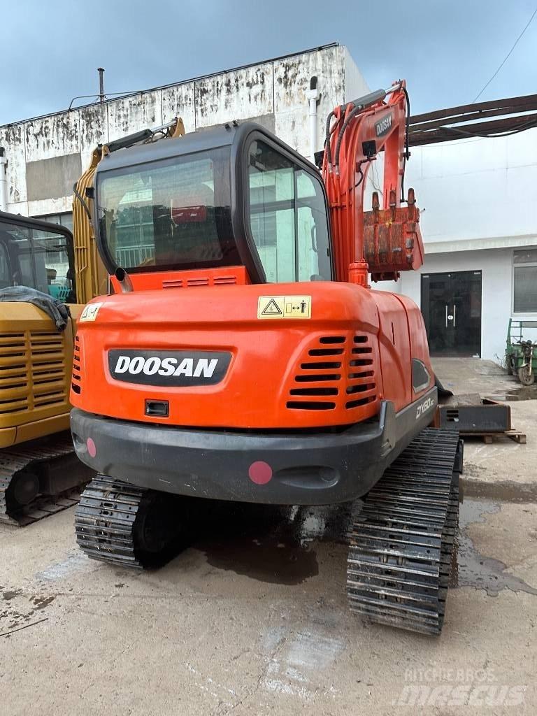 Doosan DX 60 Midibagger  7t - 12t