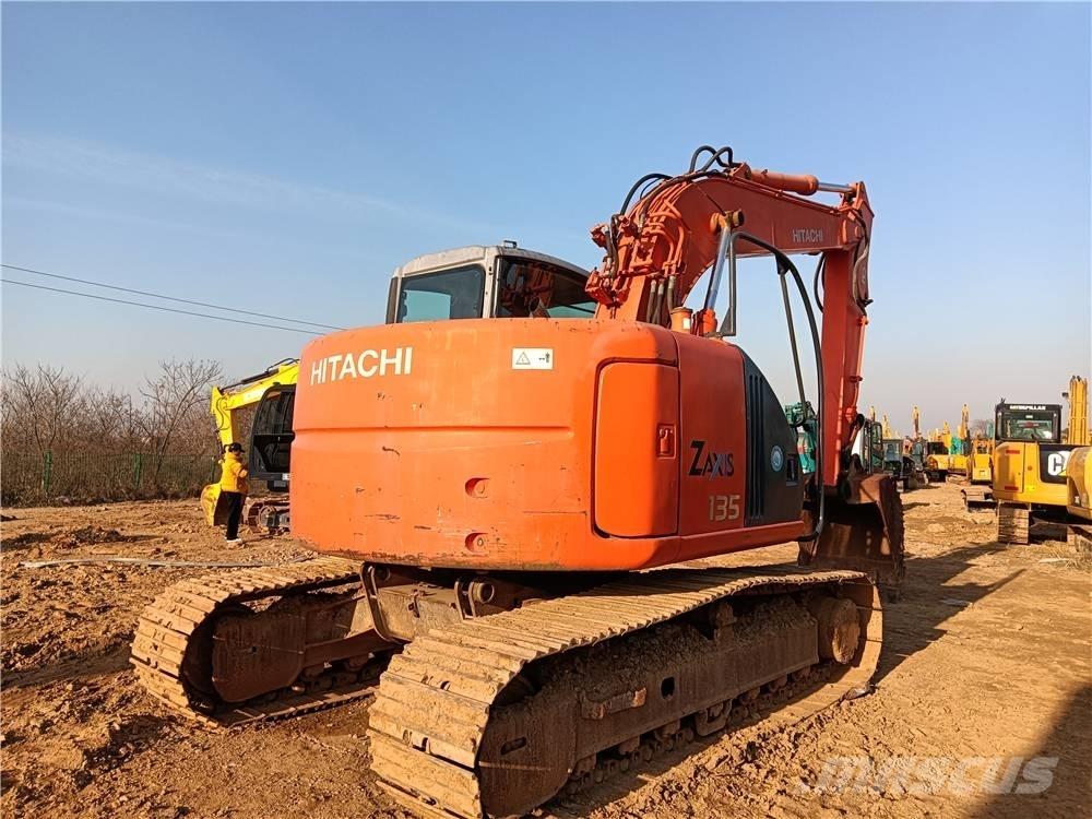 Hitachi ZX135US Raupenbagger