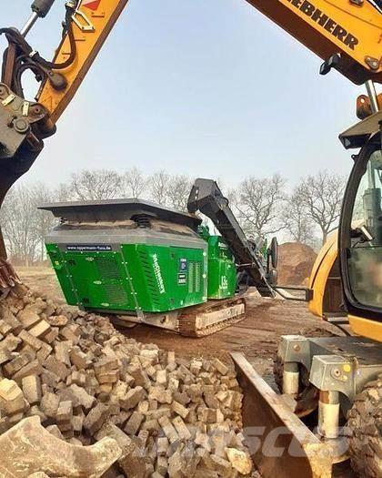 McCloskey J3CR Pulverisierer