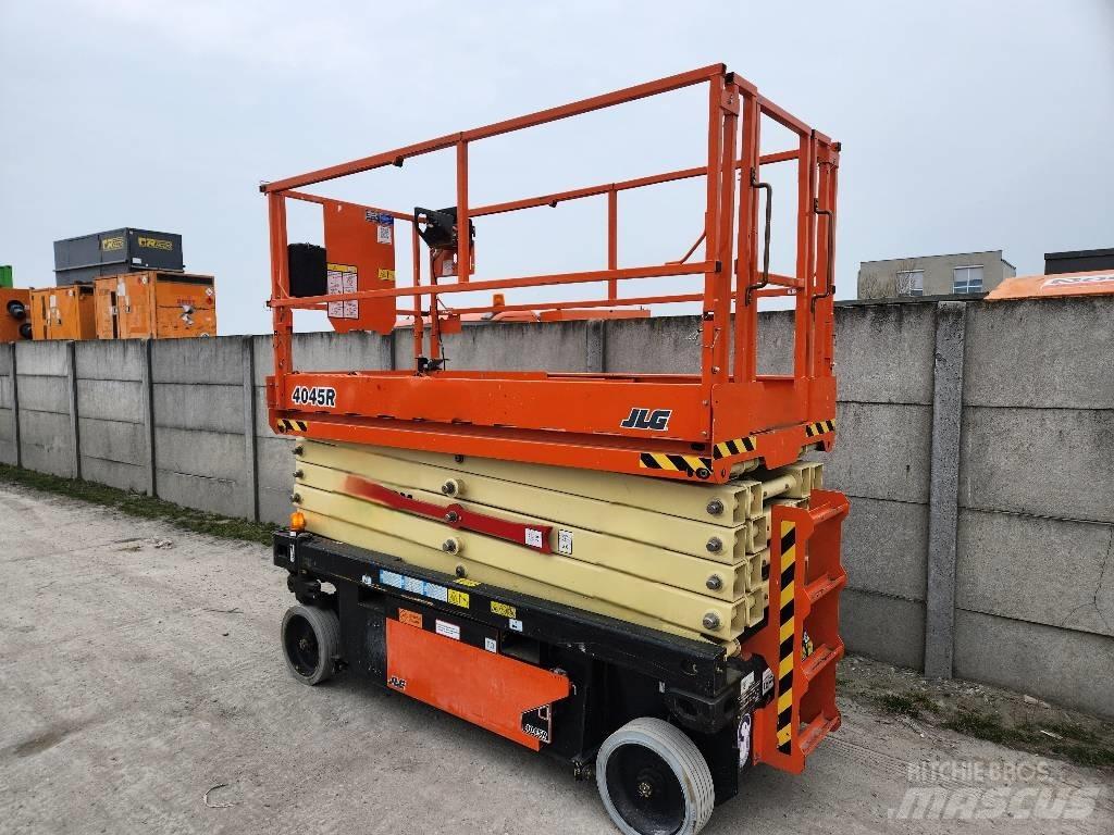 JLG 4045 Scheren-Arbeitsbühnen