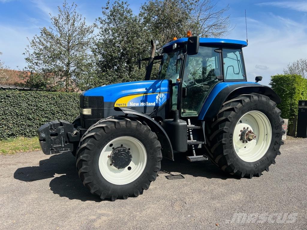 New Holland TM 175 Traktoren