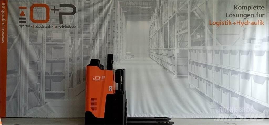 Toyota SSI200D Gabelstapler mit Fahrerstand