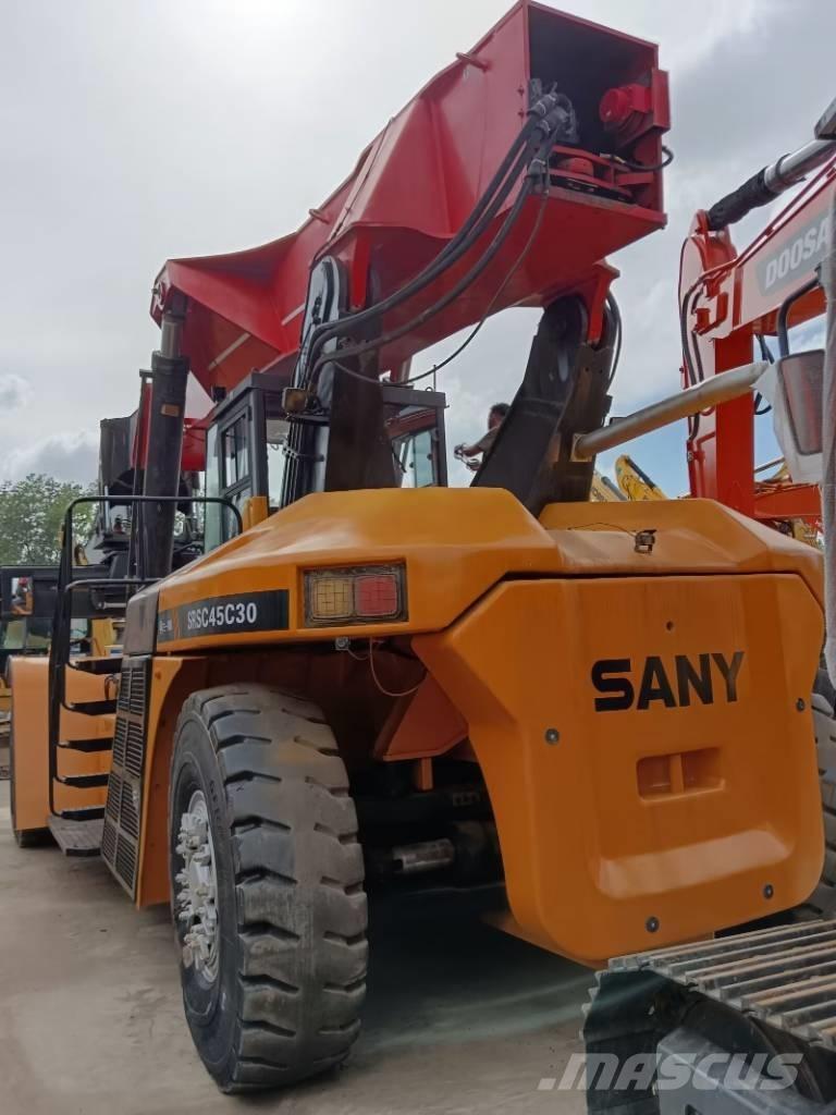 Sany SRSC 45 C30 Reach-Stacker