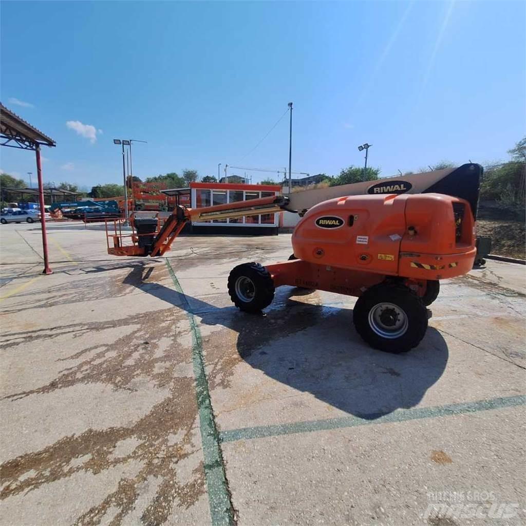 JLG 460SJ Teleskopbühnen