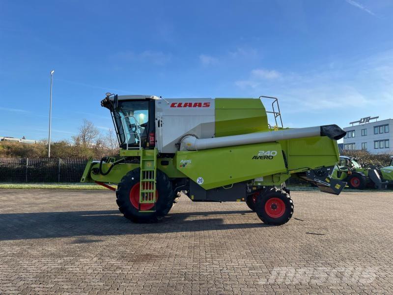 CLAAS AVERO 240 Mähdrescher