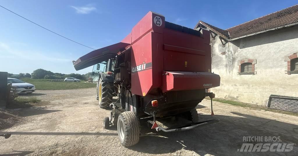 Case IH RB 464 Rundballenpressen