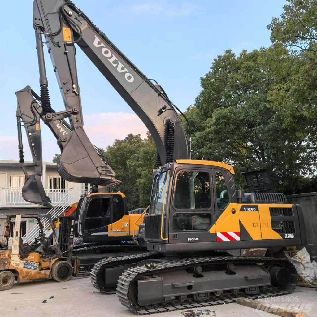 Volvo EC 210 D Midibagger  7t - 12t