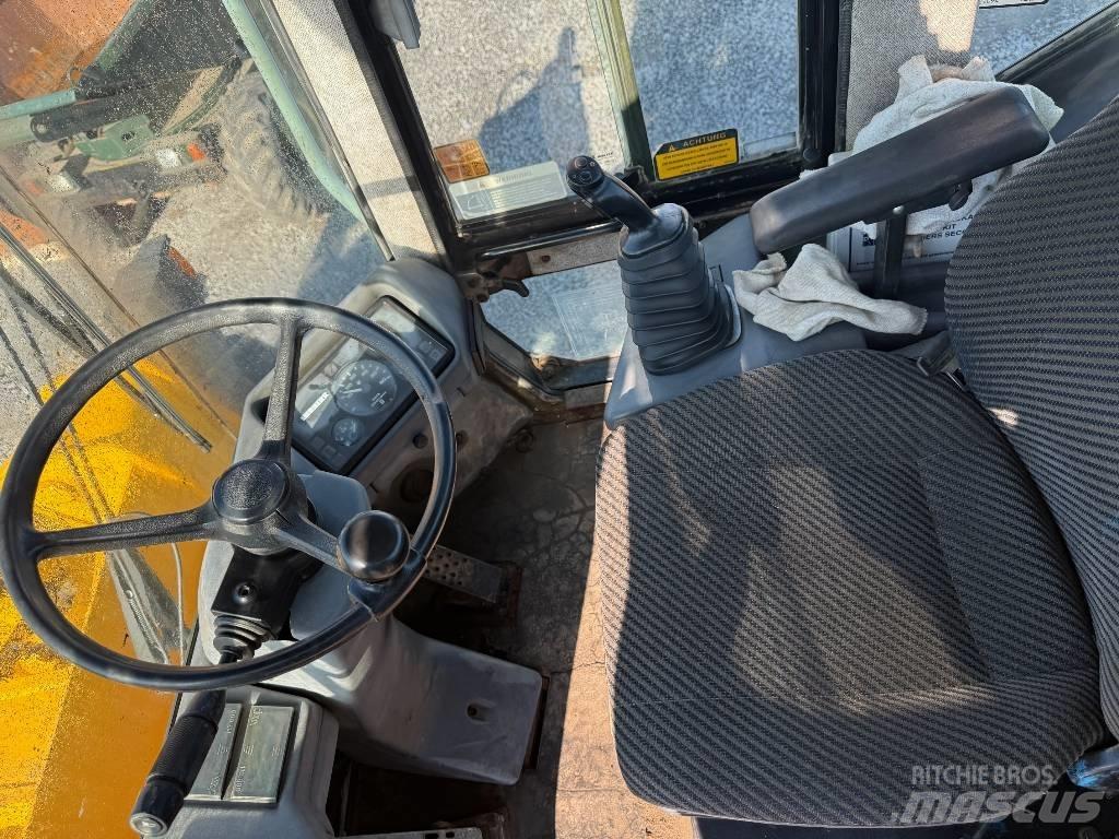 Liebherr L 522 Radlader