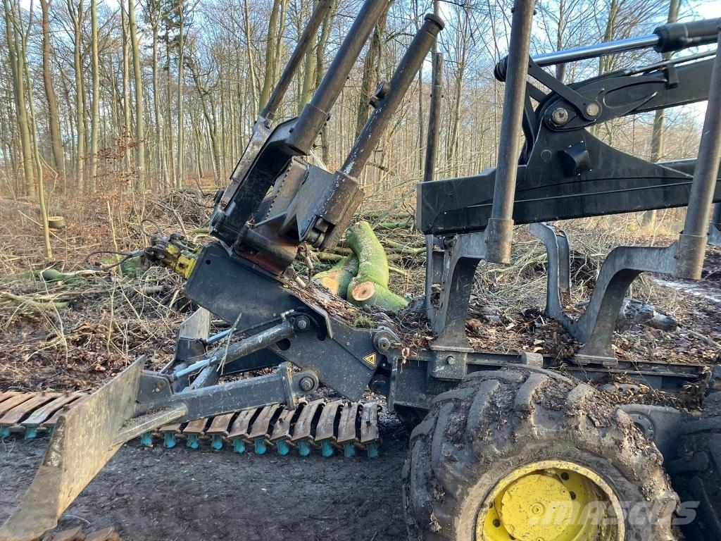 John Deere 1210 G Forwarder