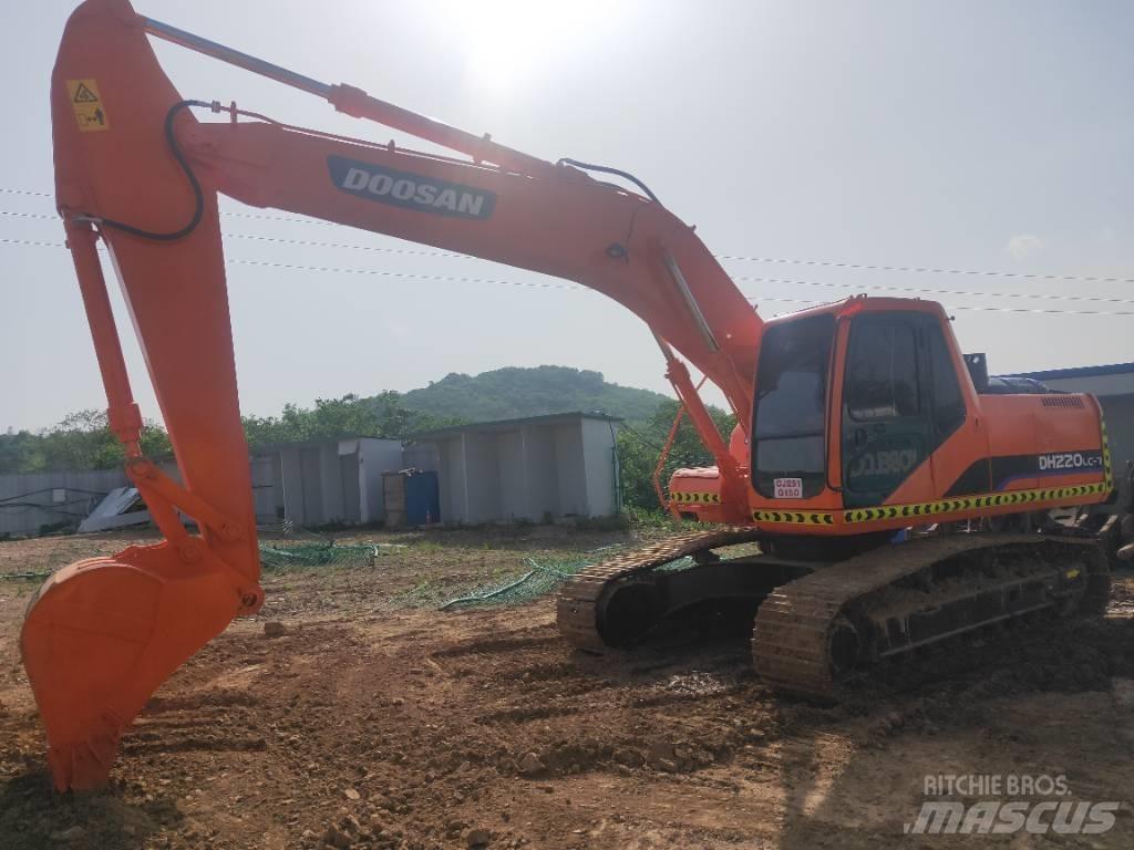 Doosan DH220LC-7 Raupenbagger