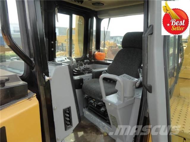 CAT D 8 R Bulldozer