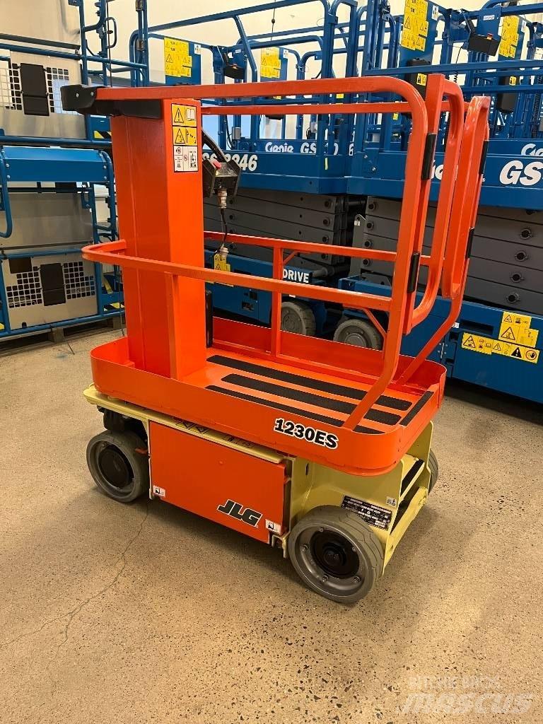 JLG 1230 ES Scheren-Arbeitsbühnen
