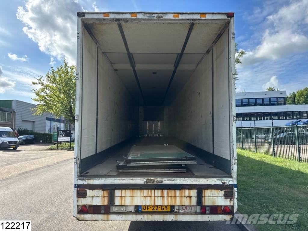WOT Gesloten bak Kofferauflieger