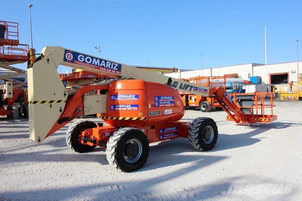 JLG 600 AJ Gelenkteleskoparbeitsbühnen