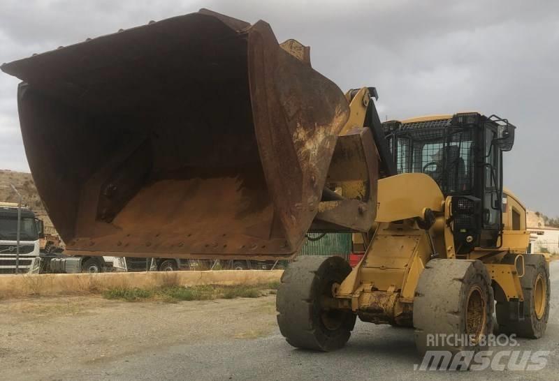 CAT 926M Radlader