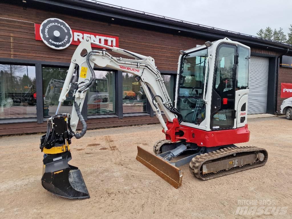 Takeuchi TB 325 R Minibagger < 7t