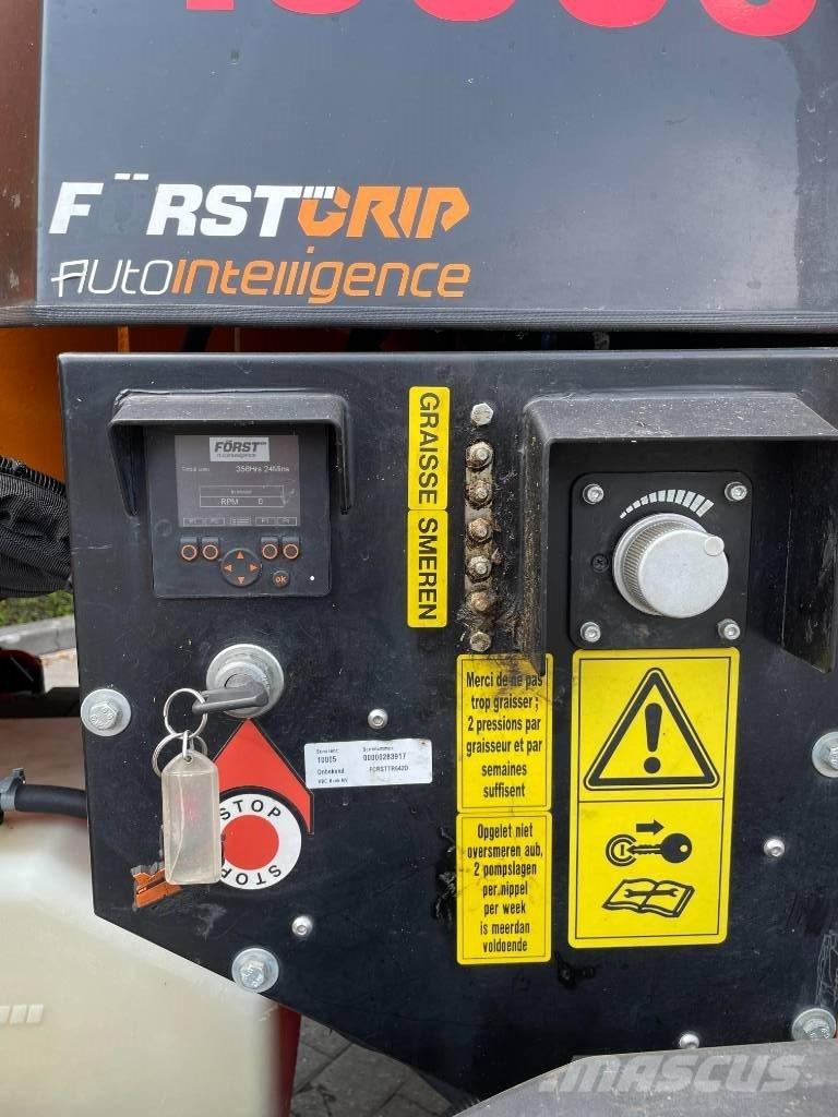 Forst ST8D Holzhäcksler