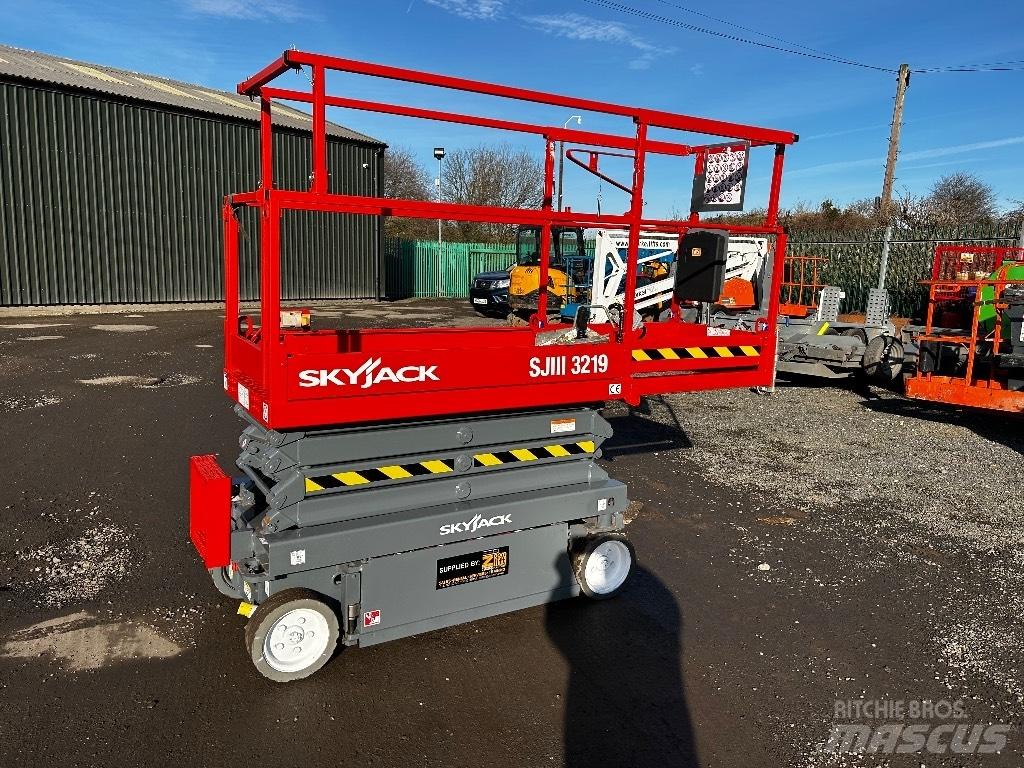 SkyJack SJ 3219 Scheren-Arbeitsbühnen