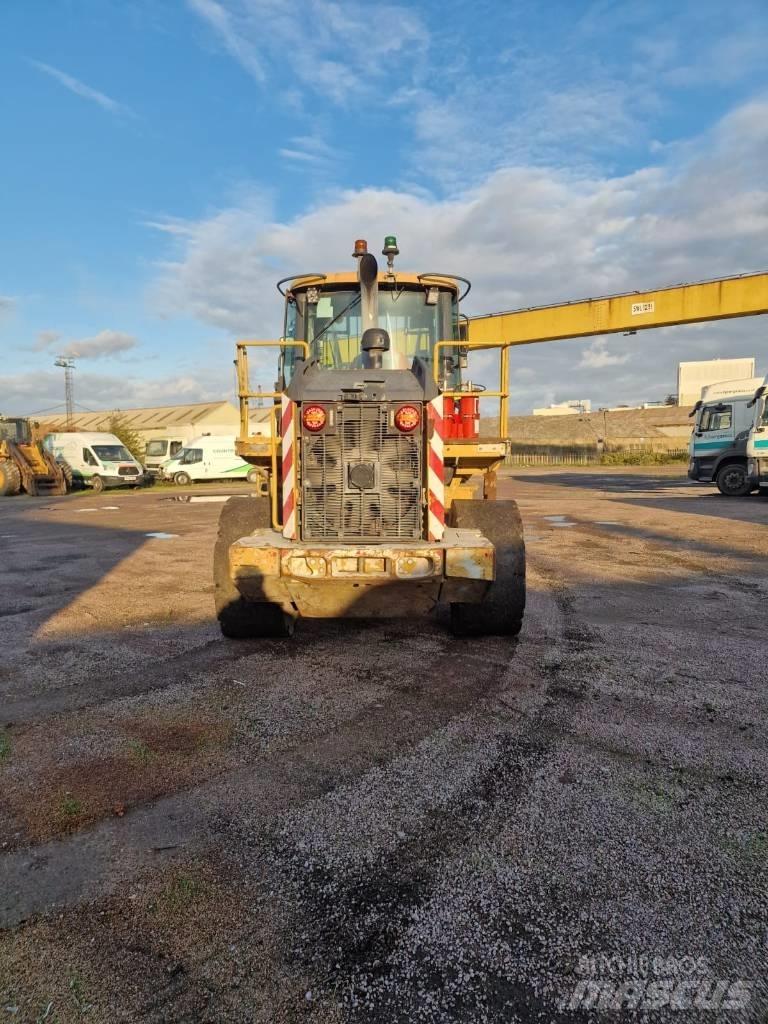 Bell L 1506 E Radlader