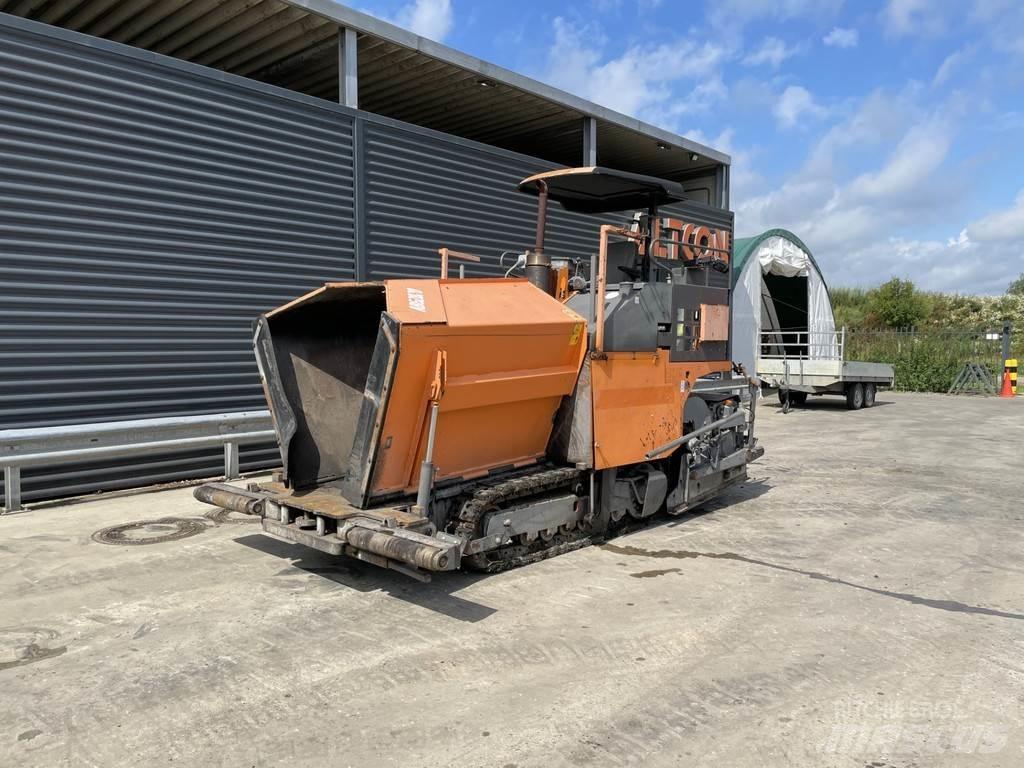 ABG TITAN 2820 Strassenfertiger