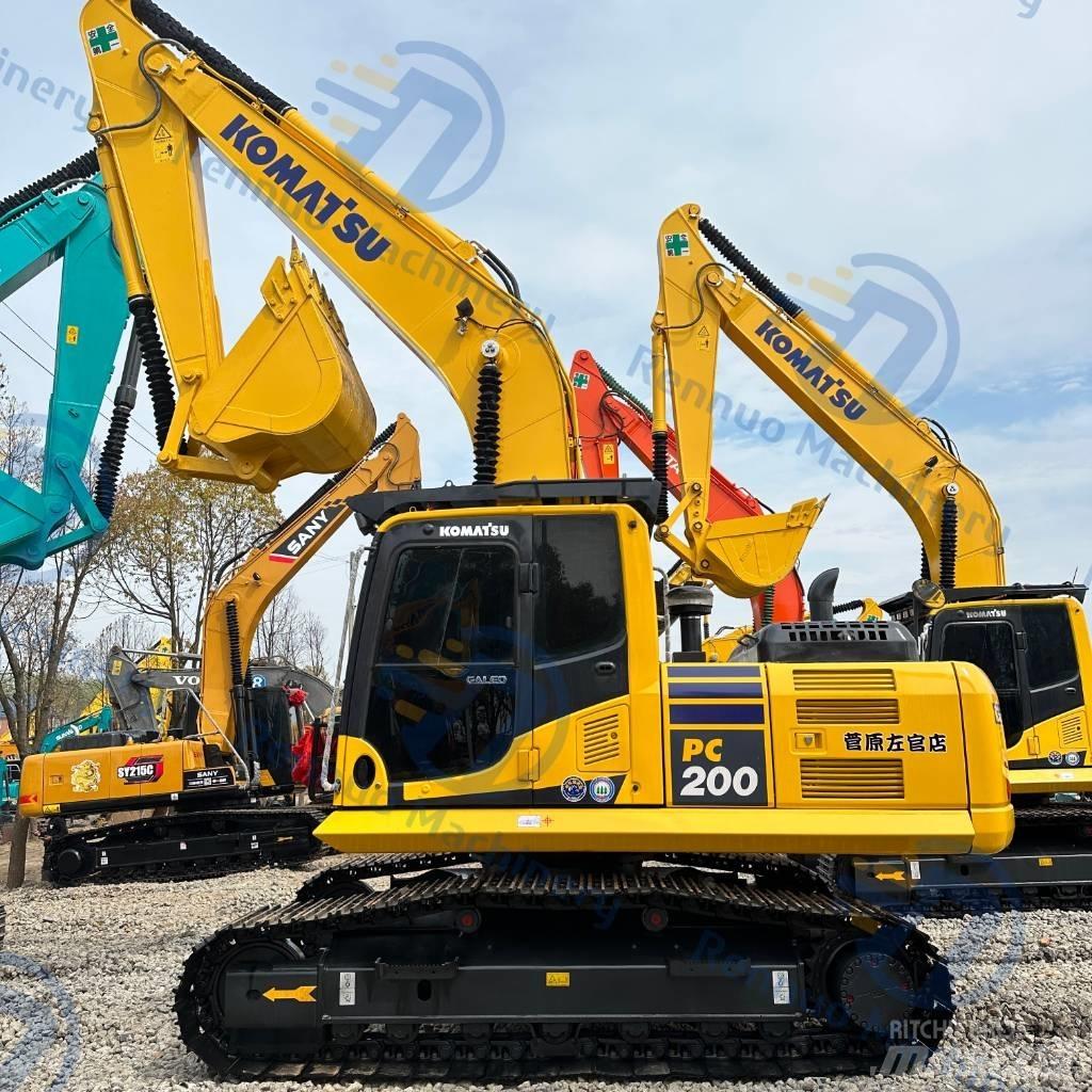 Komatsu PC200-8 Raupenbagger