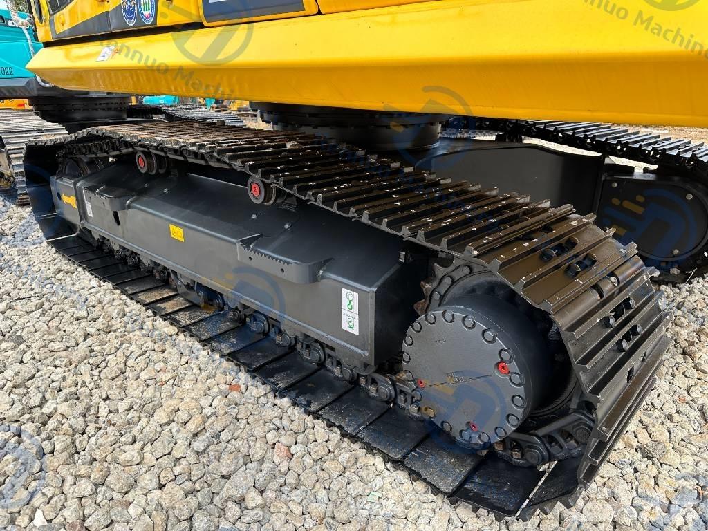 Komatsu PC200-8 Raupenbagger