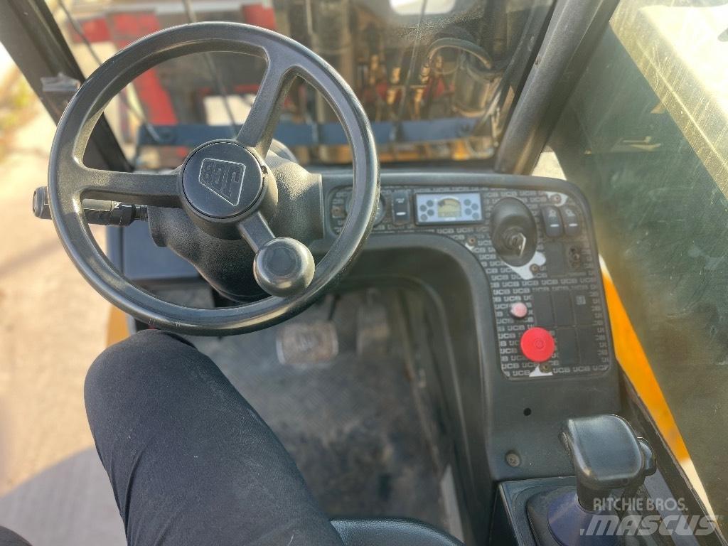 JCB TLT 35 D / 4x4 Teleskoplader