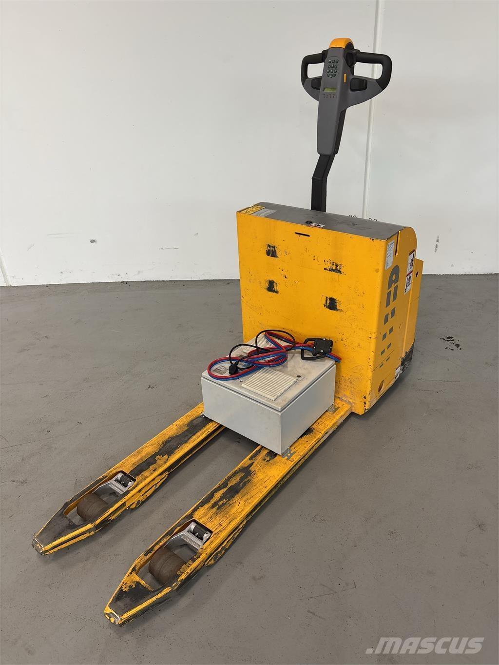 Atlet PLL145 Deichselstapler