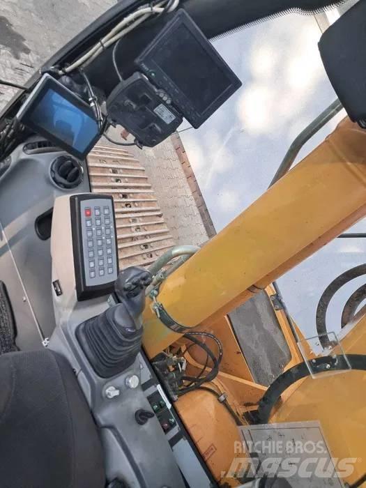 Liebherr R 926 LC Raupenbagger