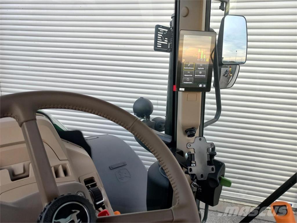 John Deere 6M 155 Traktoren