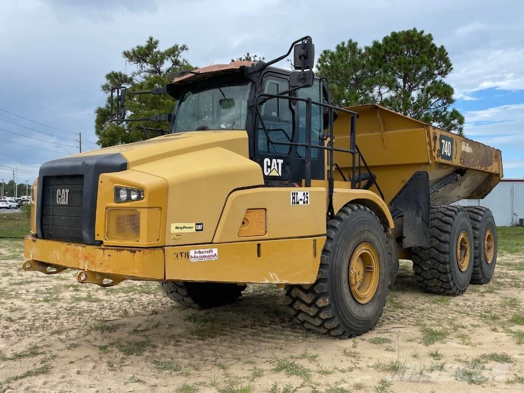 CAT 740 GC Dumper - Knickgelenk