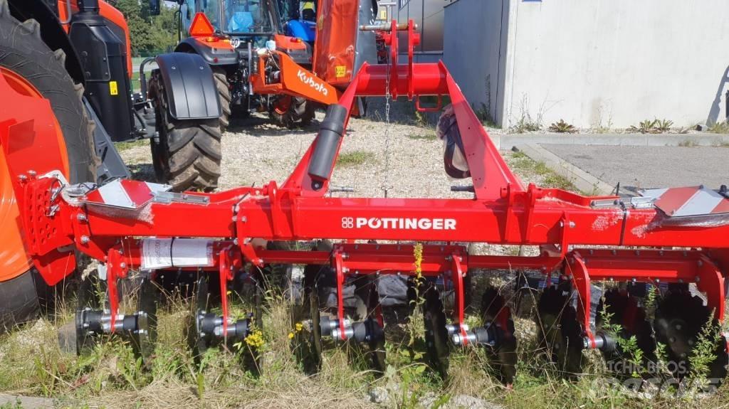 Pöttinger FOX300D Hackfruchtkultivator