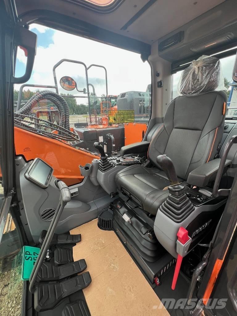 Doosan DX 140 LCR-7 Raupenbagger