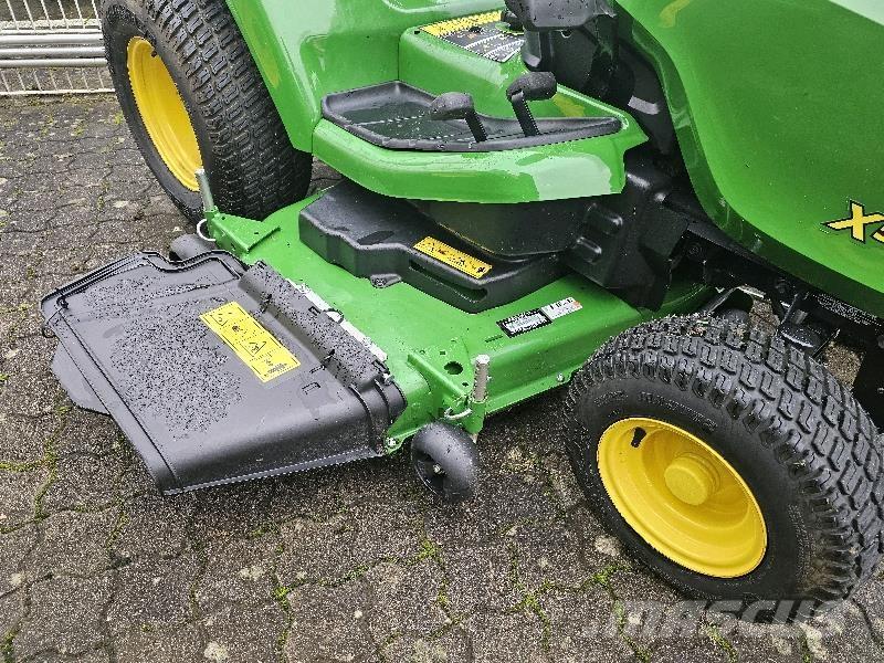 John Deere X584 Mäher