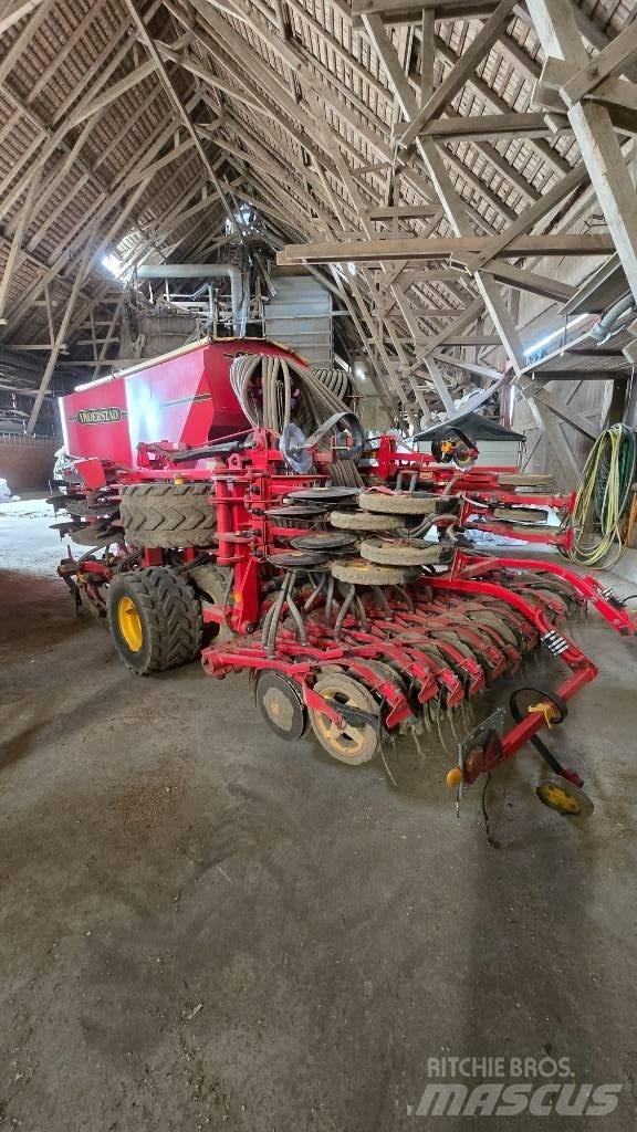 Väderstad Spirit 400 Drillmaschinen