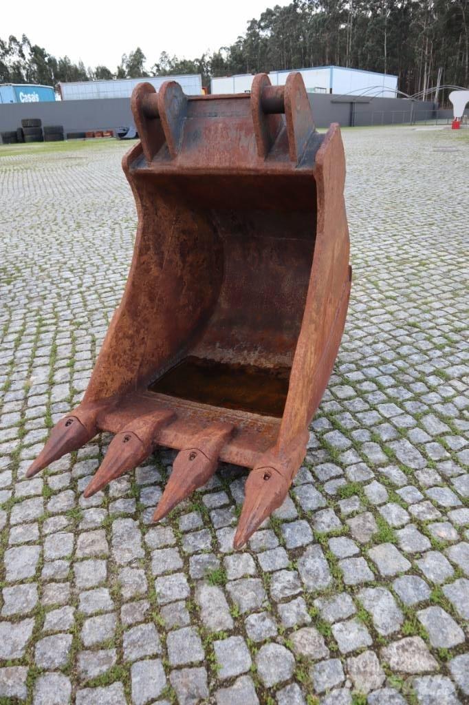 Volvo EC 390 Schaufeln
