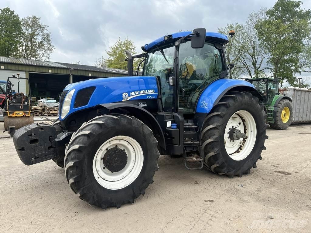 New Holland T7.235 Traktoren