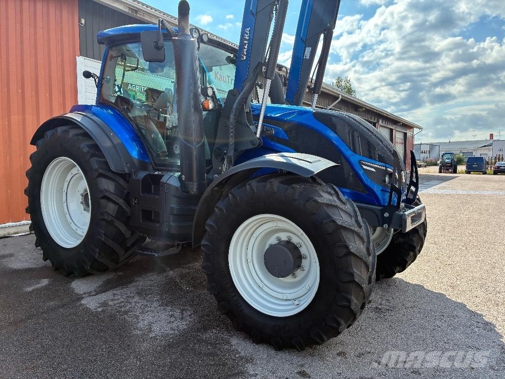 Valtra T 194 Versu Traktoren
