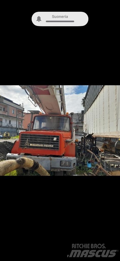  Massarenti SR 3500. Brunnenbohrgeräte