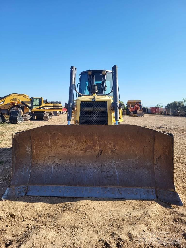 New Holland D 180 Bulldozer