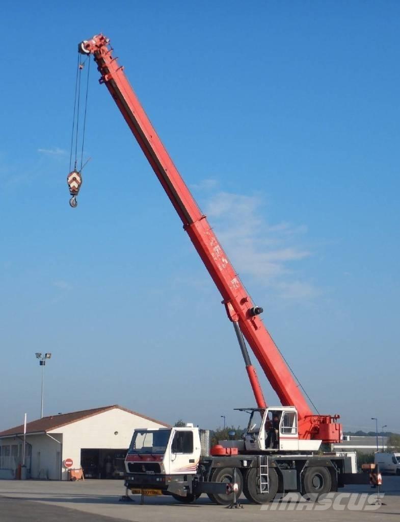 Grove GMK 3050 Kranen voor alle terreinen