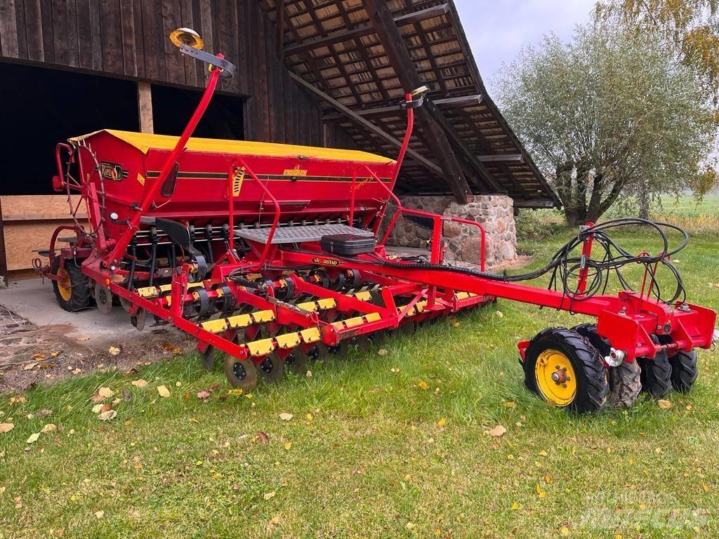 Väderstad Rapid400C Drillmaschinenkombination