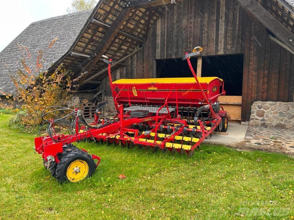 Väderstad Rapid400C Drillmaschinenkombination