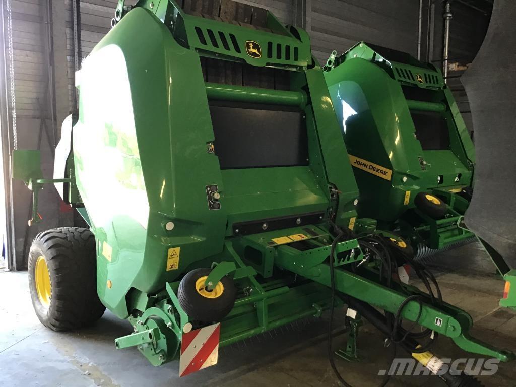 John Deere V461M Rundballenpressen