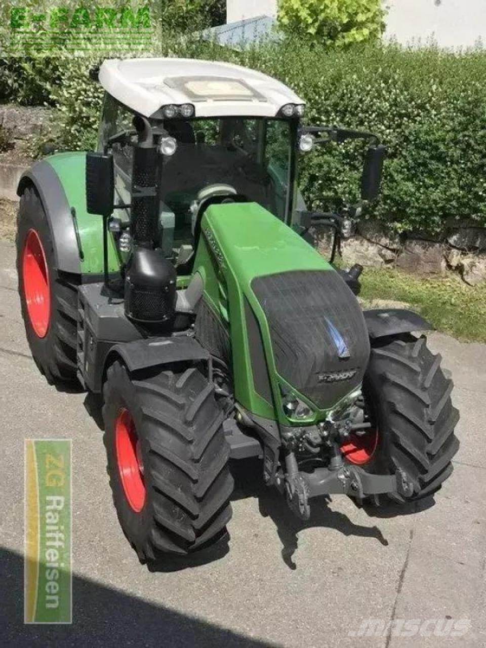 Fendt 828 vario s4 Traktoren